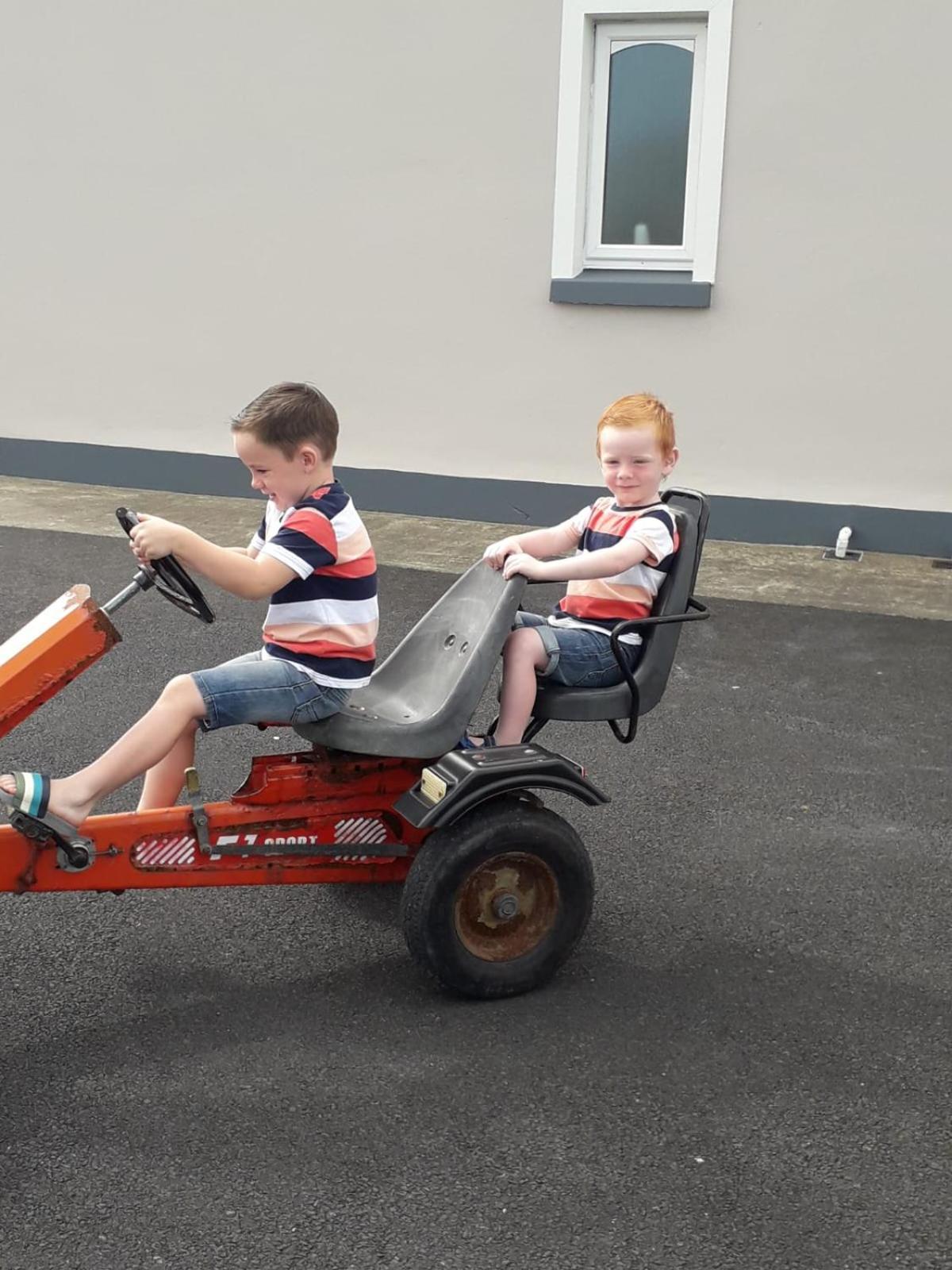Emlagh, Self Catering Glamping Pods Villa Kilkee Exteriör bild